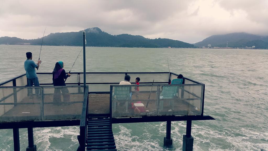 Rockbund Fishing Chalet Kampong Batu Gajah Habitación foto